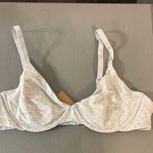 SKIMS Light Gray Underwire Bra
